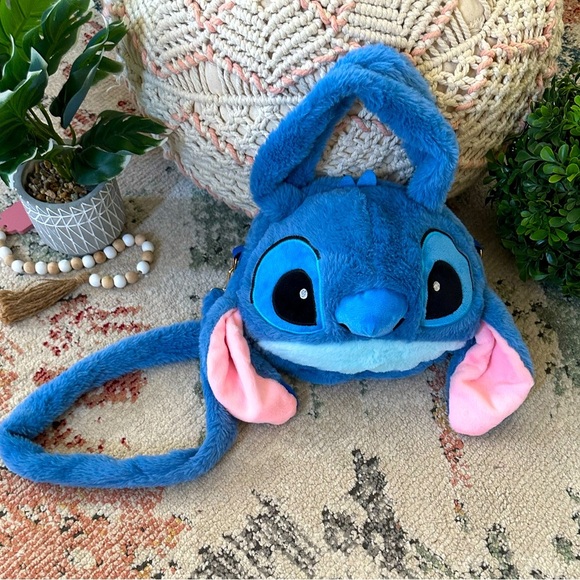 New Disney Lilo & Stitch Plush Shoulder Bag Crossbody Purse THE CUTEST - Picture 3 of 15